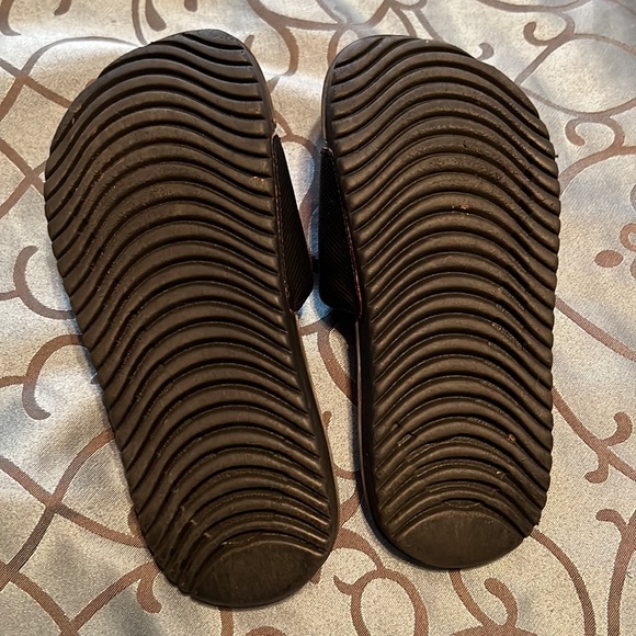 Girls slides - Picture 3 of 3